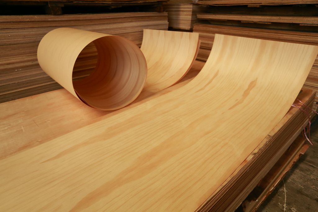 Natural Ash Veneer Plywood Sheet (Polished)