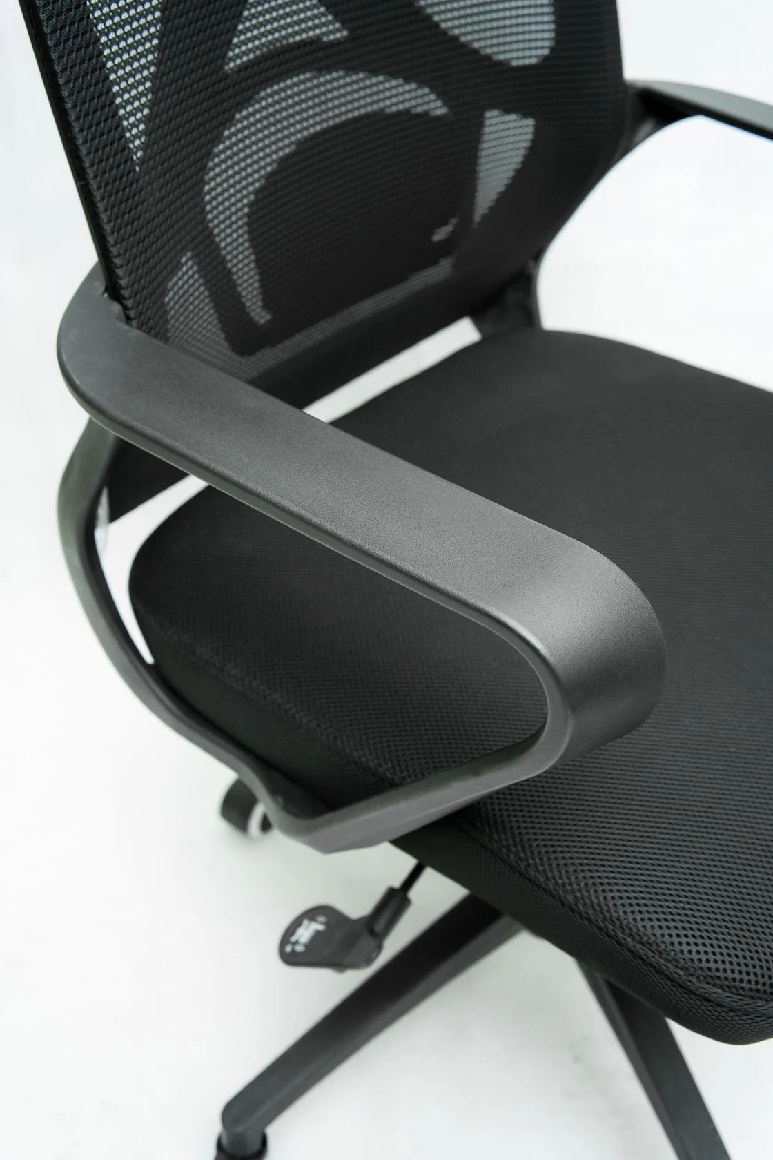 Ergo High Back Revolving Chair - Image 2